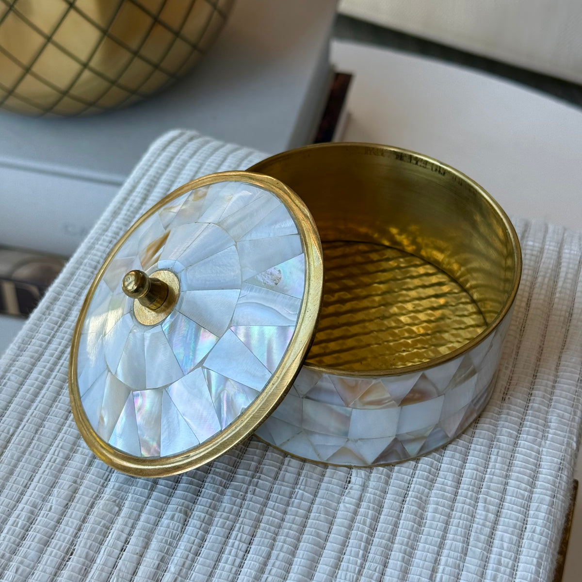Ashtray / Stash Tin